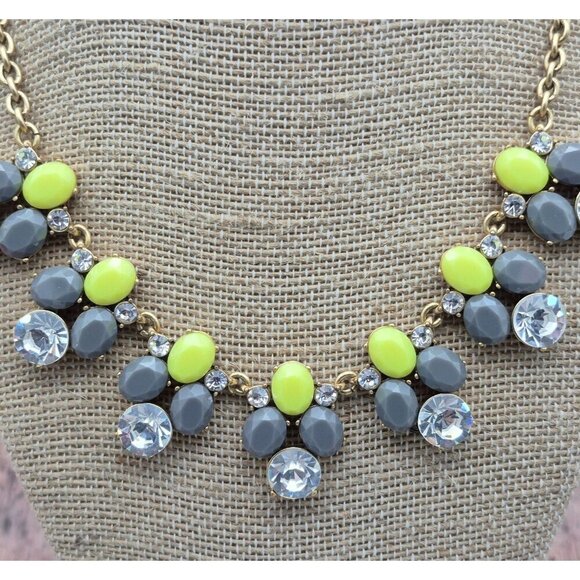 J.Crew Gold Tone Gray & Green Statement Collar Necklace Clear Crystals Bib 20" - Picture 4 of 9
